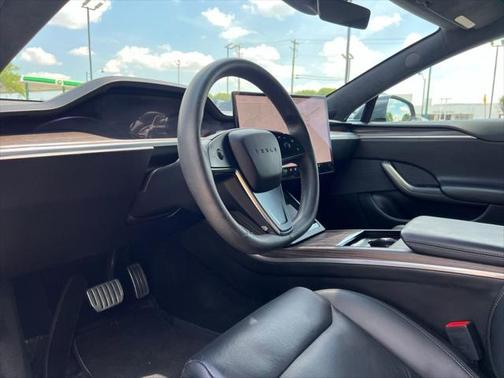 2023 Tesla Model S Base