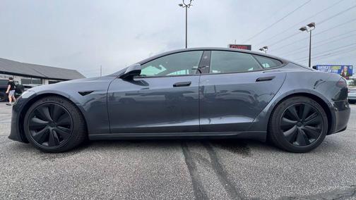 2023 Tesla Model S Base