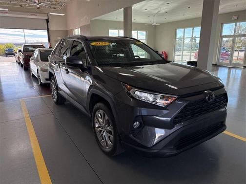 2020 Toyota RAV4 XLE Premium