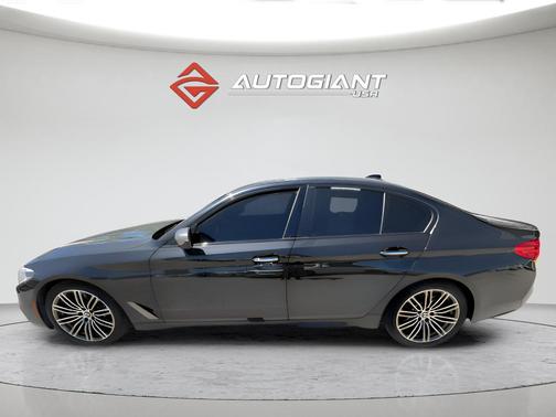 Black Sapphire Metallic 2018 BMW M550 i Xdrive