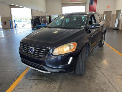 Black 2017 Volvo XC60 T5 Inscription