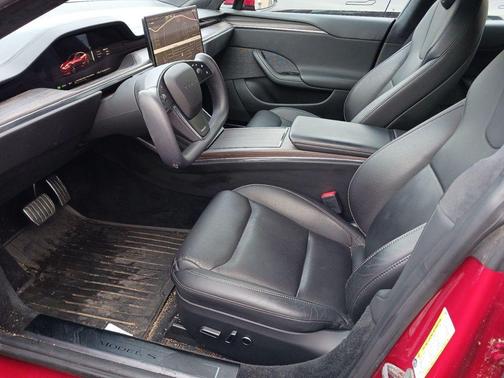 2021 Tesla Model S Plaid