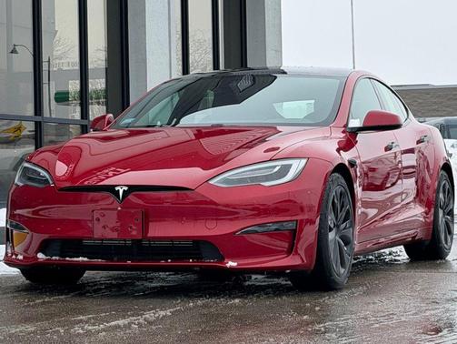 2021 Tesla Model S Plaid