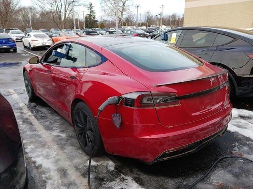 2021 Tesla Model S Plaid