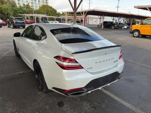 2022 Genesis G70 3.3T AWD