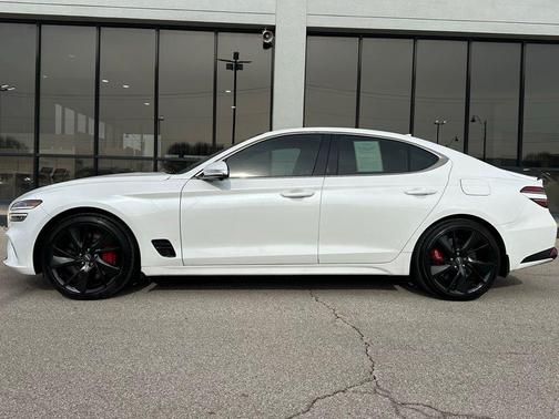 2022 Genesis G70 3.3T AWD