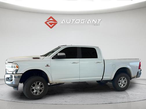 2022 RAM 2500 Laramie Crew Cab 4x4 6'4' Box