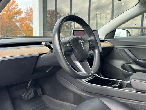 2018 Tesla Model 3 Mid Range