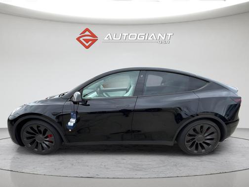 Solid Black 2022 Tesla Model Y Performance