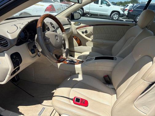 Black 2009 Mercedes-Benz CLK-Class CLK 350