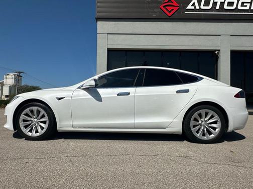 2017 Tesla Model S 100D