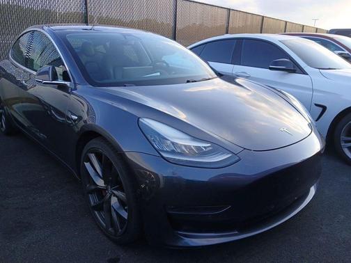 2018 Tesla Model 3 Long Range