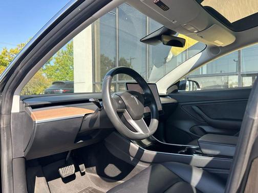 2018 Tesla Model 3 Performance