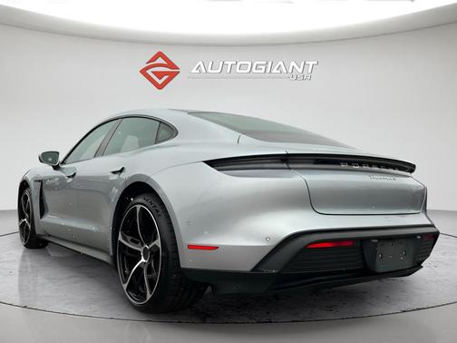 2020 Porsche Taycan 4S