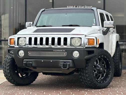 2006 Hummer H3 Base