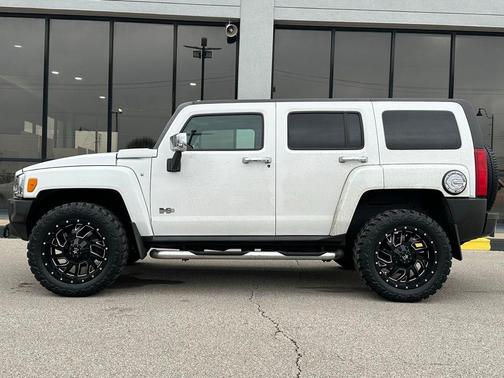 2006 Hummer H3 Base