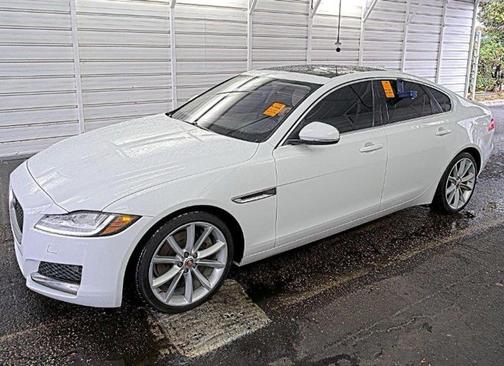 2016 Jaguar XF 35t Premium