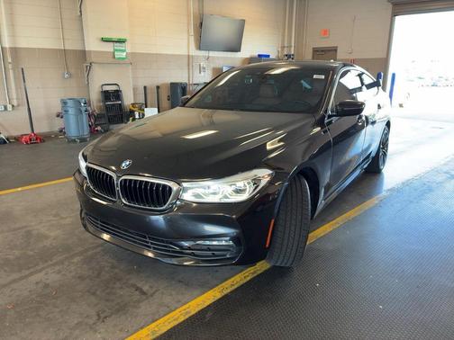 Black Sapphire Metallic 2018 BMW 640 i xDrive