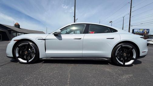 Dolomite Silver Metallic 2022 Porsche Taycan GTS