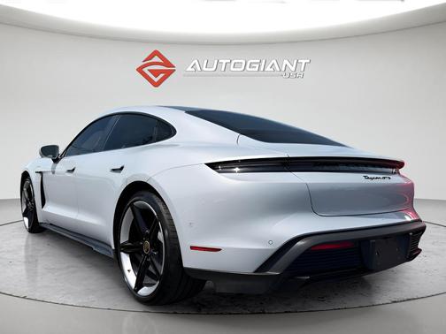 Dolomite Silver Metallic 2022 Porsche Taycan GTS