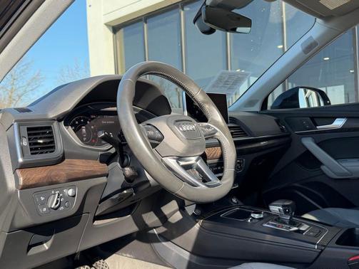 2018 Audi Q5 2.0T Tech Premium