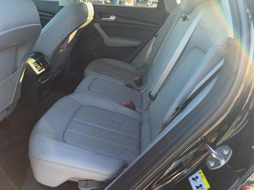 2018 Audi Q5 2.0T Tech Premium