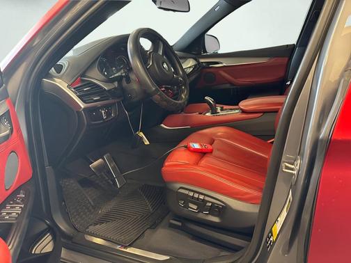 Space Gray Metallic 2017 BMW X6 xDrive35i