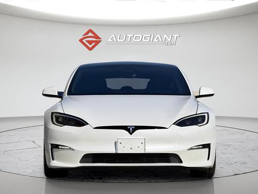 Pearl White Multi-Coat 2023 Tesla Model S Standard Range