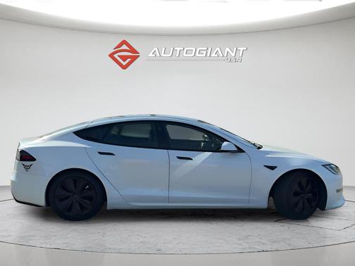2023 Tesla Model S Standard Range