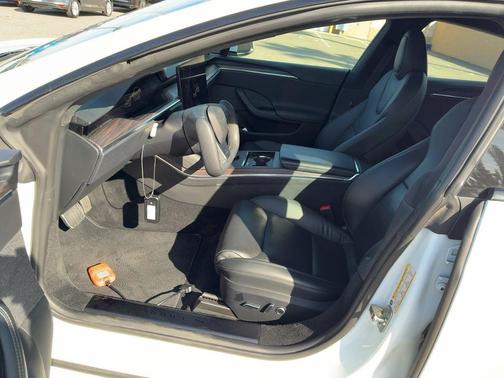 2023 Tesla Model S Standard Range