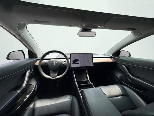 Blue 2020 Tesla Model 3 Standard Range Plus