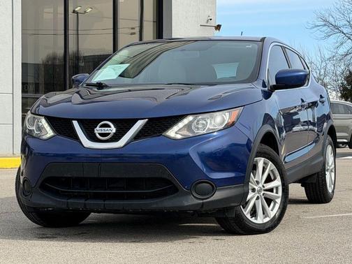 2017 Nissan Rogue Sport S