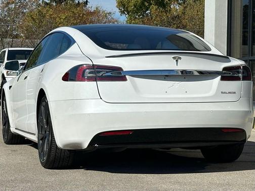 2021 Tesla Model S Performance