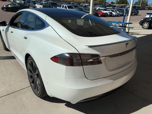 2021 Tesla Model S Performance