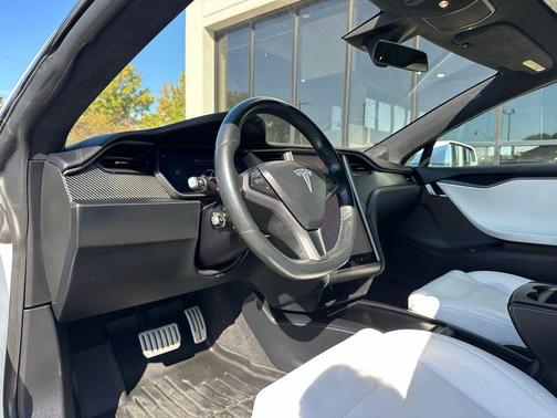 2021 Tesla Model S Performance