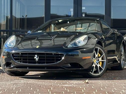 2010 Ferrari California Base