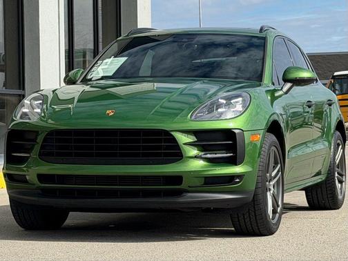 2021 Porsche Macan Base