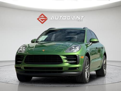 2021 Porsche Macan Base