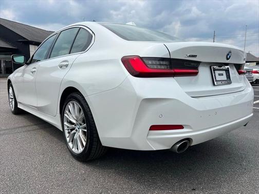 2024 BMW 330 i xDrive