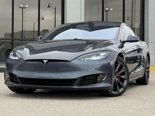 2020 Tesla Model S Performance