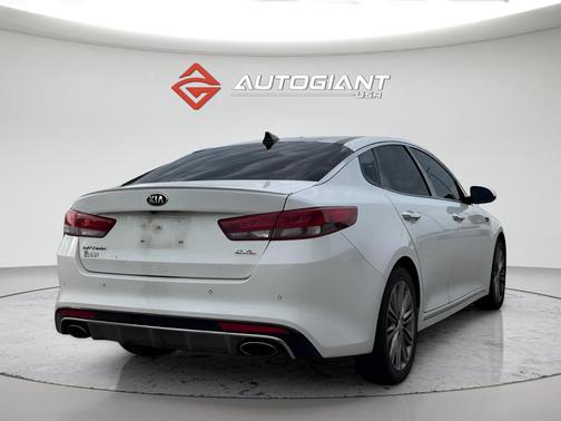 Snow White Pearl 2016 Kia Optima SXL Turbo