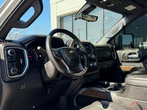 2022 Chevrolet Silverado 3500 High Country