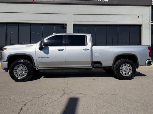 2022 Chevrolet Silverado 3500 High Country