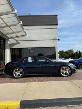 2018 Porsche Panamera 4
