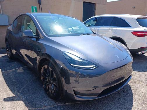 Gray 2023 Tesla Model Y Performance Dual Motor All-Wheel Drive
