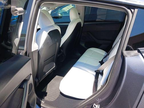 Gray 2023 Tesla Model Y Performance Dual Motor All-Wheel Drive