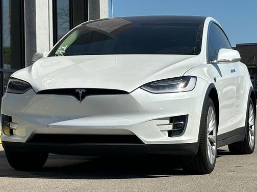 2019 Tesla Model X Long Range