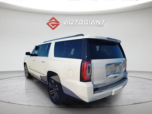 White Frost Tricoat 2020 GMC Yukon XL Denali