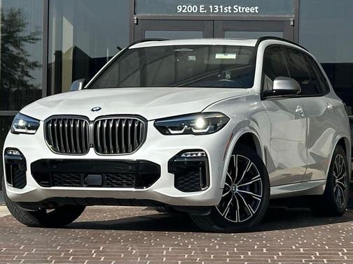 2021 BMW X5 M50i