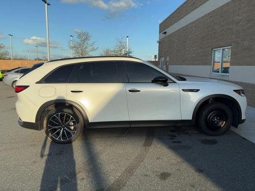 Rhodium White Premium 2025 Mazda CX-70 PHEV Premium Package